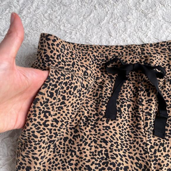 Lands' End wide leg crop animal print pajama pants leopard cheetah cropped M - Picture 6 of 17